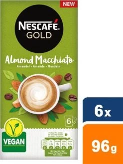 Nescafé Gold Almond Macchiato Oploskoffie - 6 Doosjes à 6 Zakjes -Koffie Kunst 900x1200 2