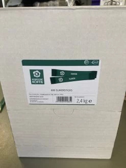 Suikersticks / Suikerzakjes Professional 600 St. A 4 Gram - Koepoort Koffie 7 Suikersticks / Suikerzakjes Professional 600 St. A 4 Gram - Koepoort Koffie -Koffie Kunst 900x1200 5